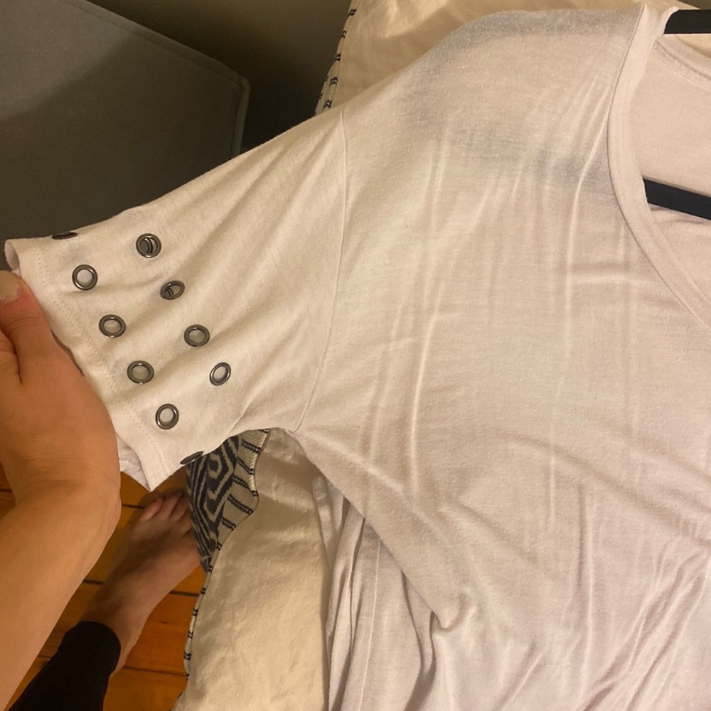 White t-shirt with studs